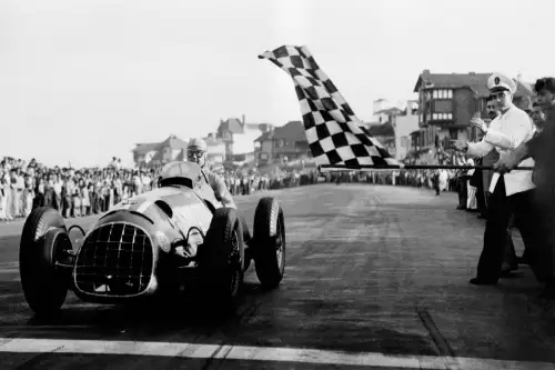 MONDiART Checkered Flag -1950  (100323)