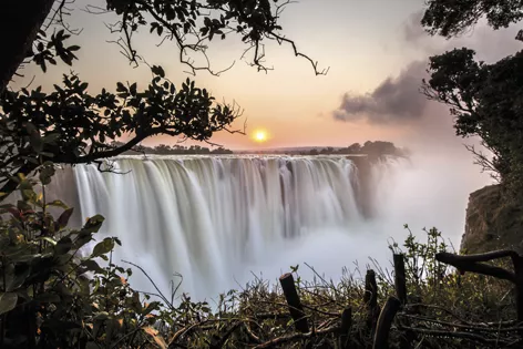 MONDiART Victoria Falls  (100905)