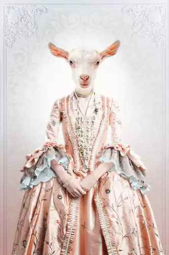 MONDiART Royal lady goat  (102857)